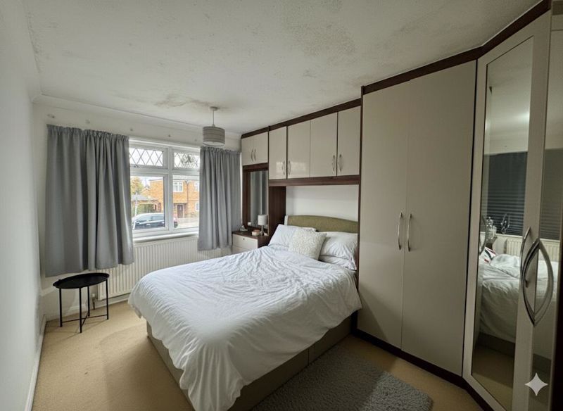 Property photo 3 of 6 Photo 8