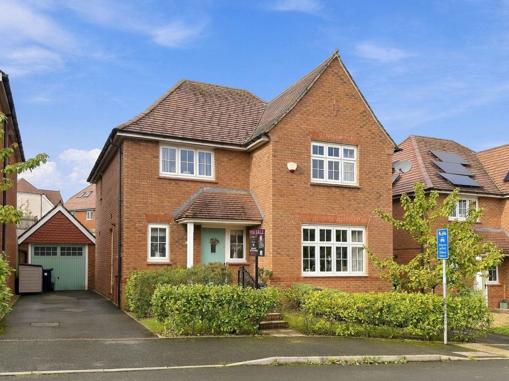 Property photo 1 of 24