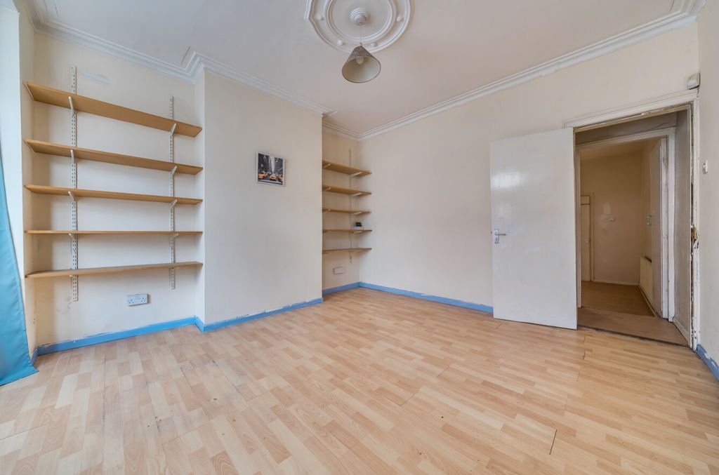 Property photo 3 of 11 Sheffield Best Estate Agent