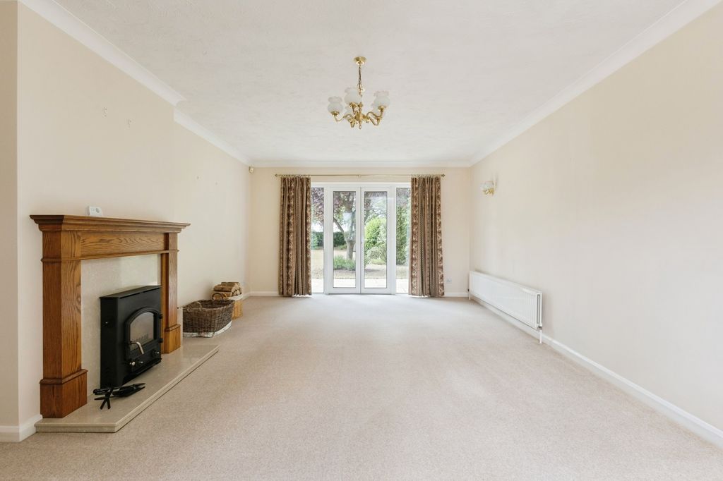 Property photo 3 of 34 Pbox-Img.Jpg