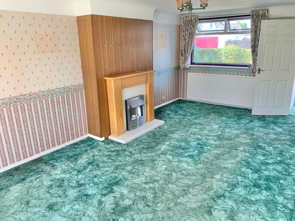 Property photo 3 of 16 Picture No. 10