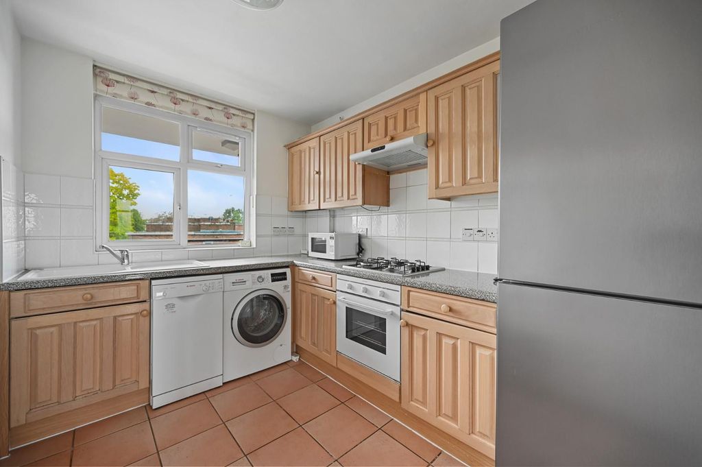 Property photo 1 of 11 Bctec - Flat 10, Ambassador House - Kitchen (4).Jp