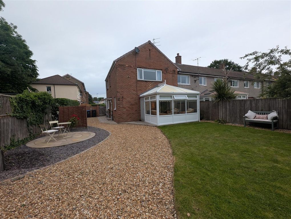 Property photo 2 of 16 Externally