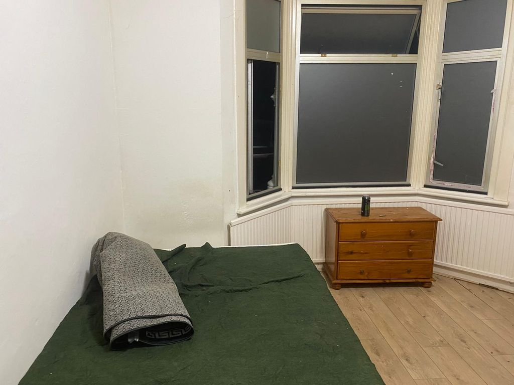 Property photo 3 of 3