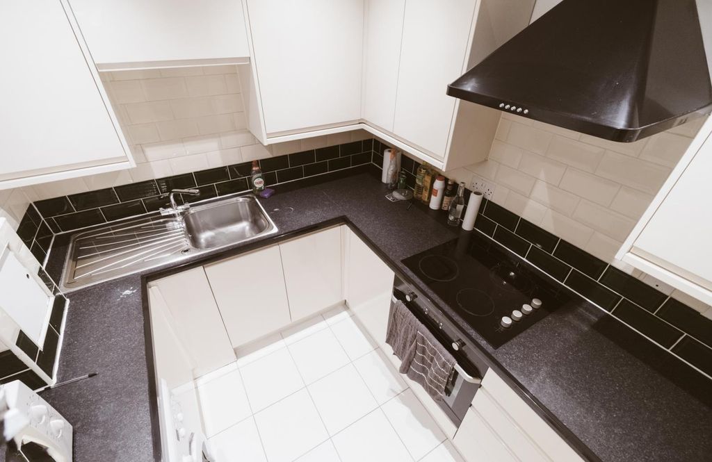 Property photo 3 of 14 0Ae2279A5Ad3984Ab118E42Cb4cc2212.Jpg