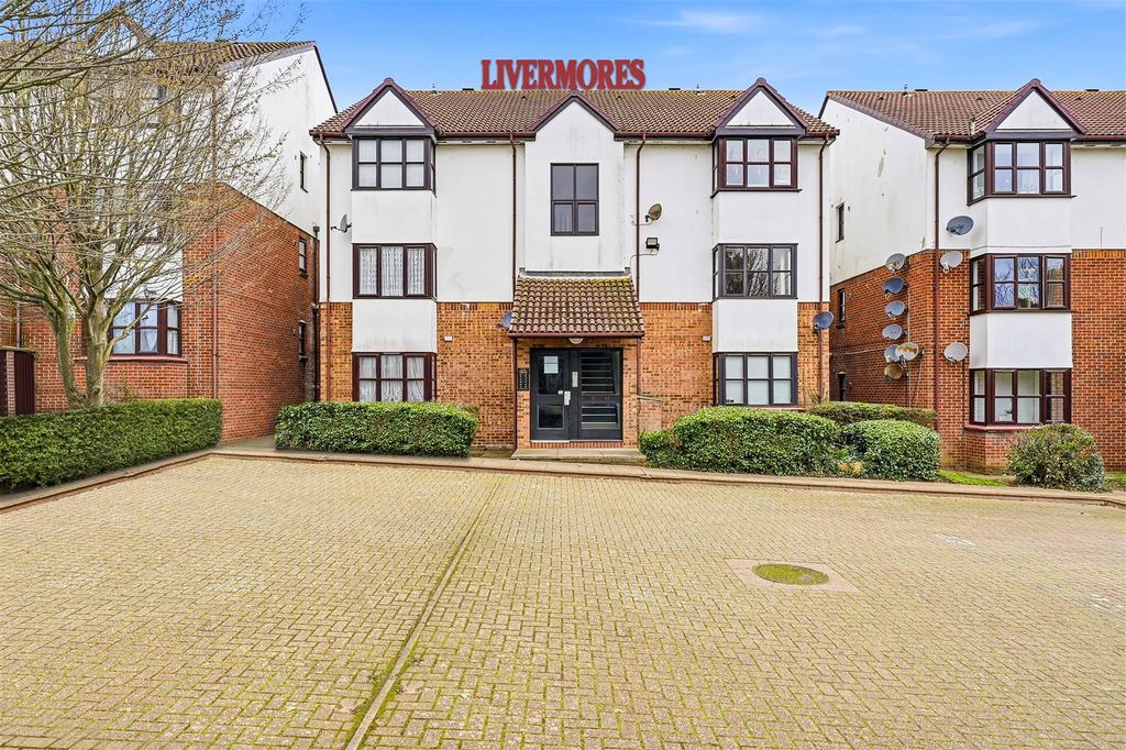 Property photo 1 of 12 Photos-20Dp.Jpg