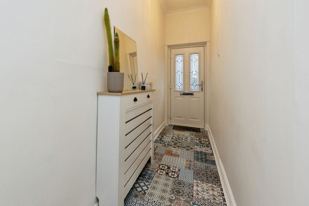Property photo 2 of 23 Pbox-Img.Jpg