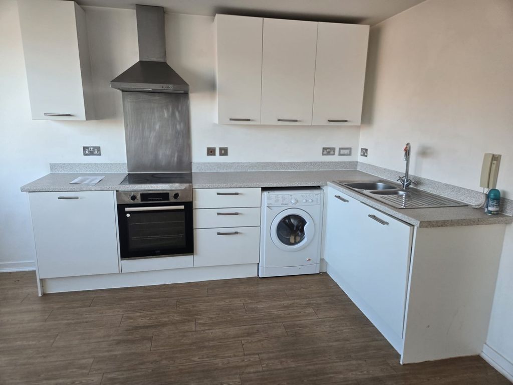 Property photo 2 of 6 Picture No. 09