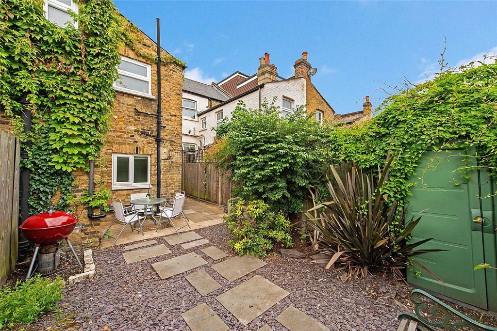 Property photo 2 of 11 Picture No. 06