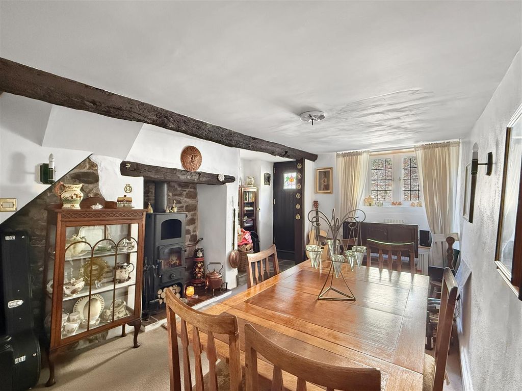 Property photo 3 of 17 6d0A62B647F63c868245Fb0A0E2F50Ad130c513B.Jpg