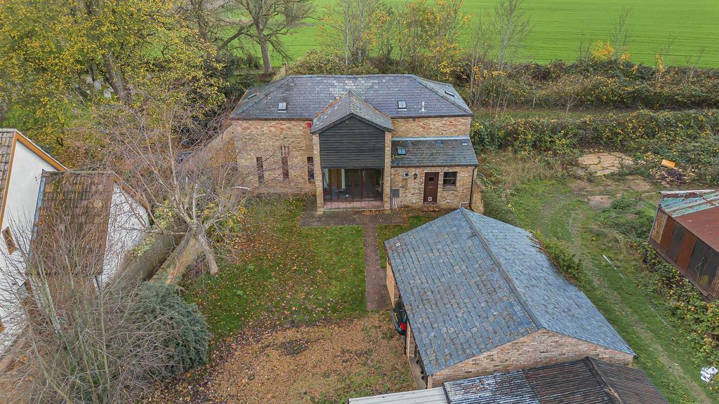 Property photo 2 of 35 4_67218.Jpg