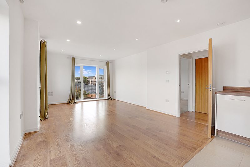 Property photo 1 of 12 Photo 12