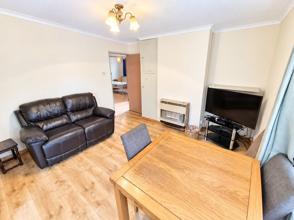 Property photo 2 of 15 5286294