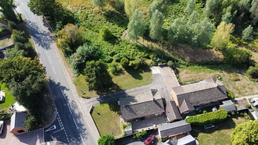 Property photo 2 of 14