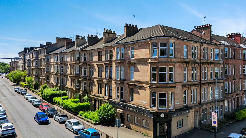 Property photo 1 of 28 1-Print-139 Queen Margaret Drive Flat 3.1_42