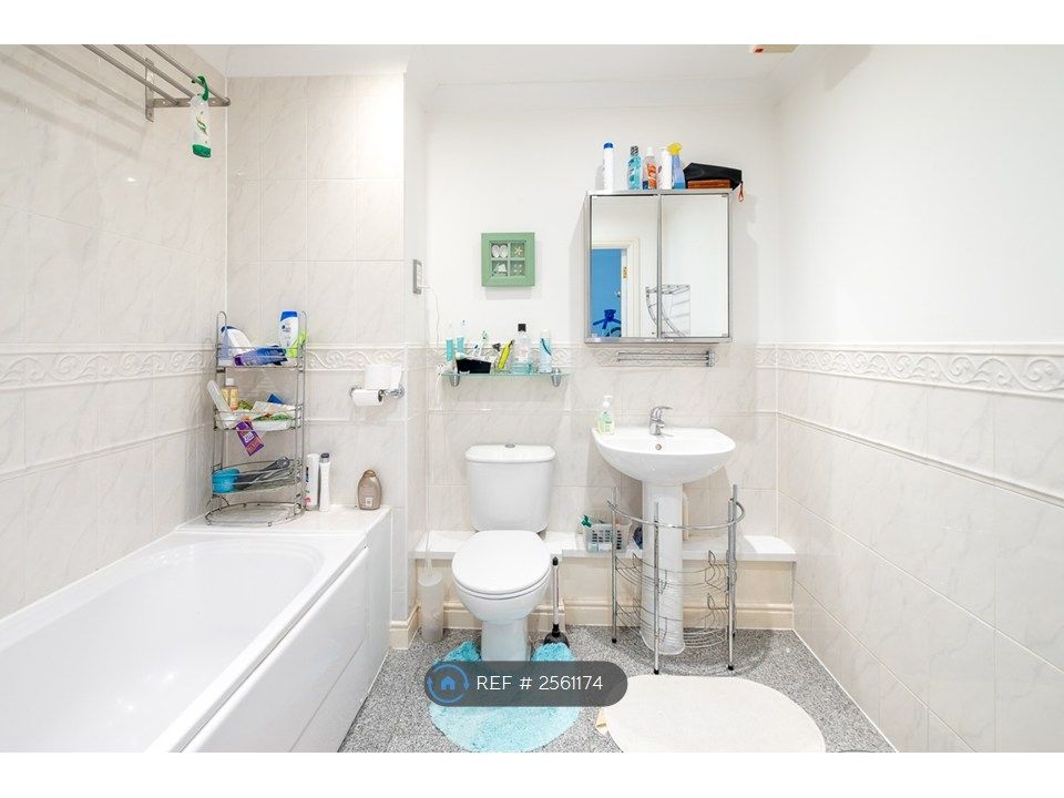Property photo 3 of 13