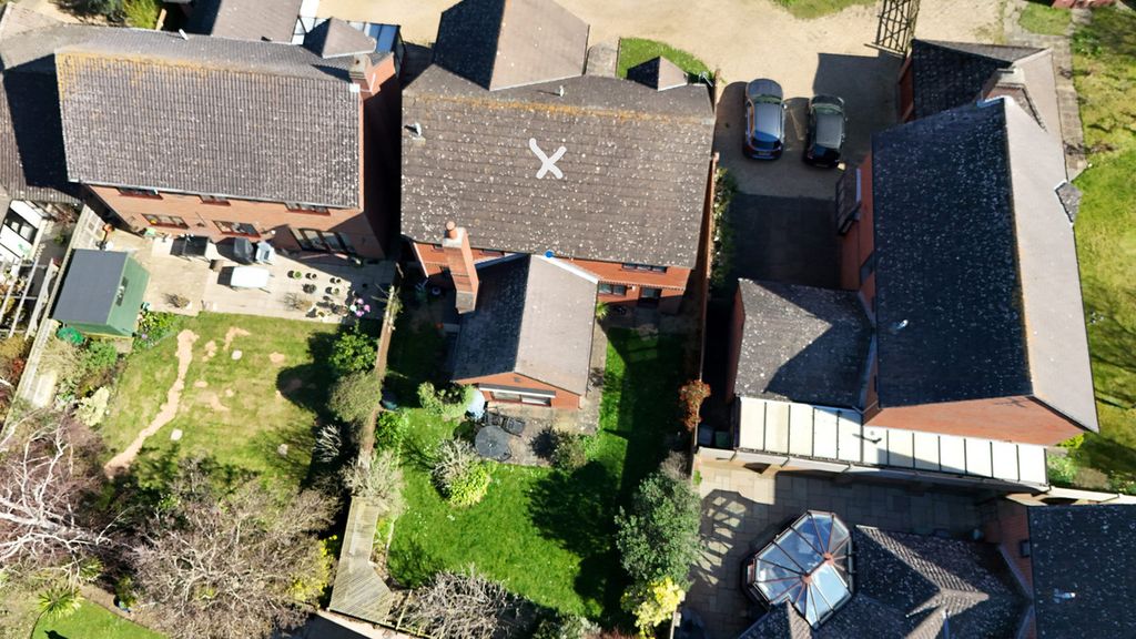 Property photo 3 of 36