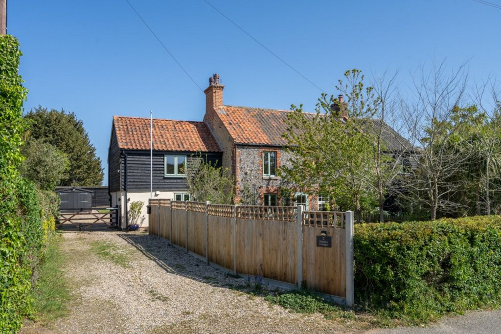 Property photo 1 of 25