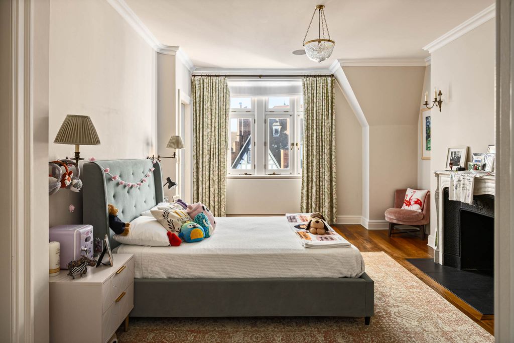 Property photo 3 of 16