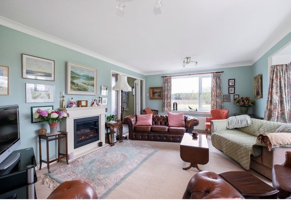 Property photo 2 of 24