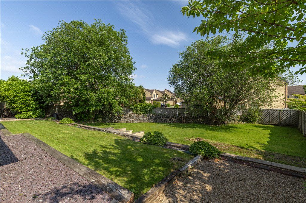 Property photo 2 of 36 Rear Garden