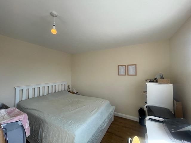 Property photo 2 of 10 Bedroom