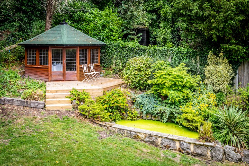 Additional image 24 of 3 bed detached house for saleAlders Road, Reigate RH2