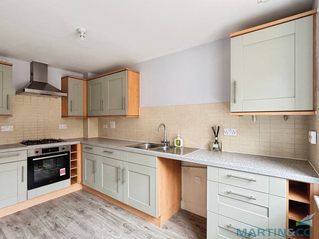 Property photo 3 of 12 A2E5c528--4D54-89A9-Df8254B0A933-32467-00001208C71