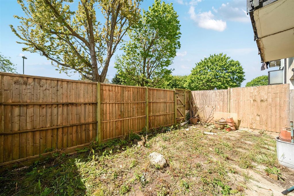 Property photo 2 of 12 Rear Garden