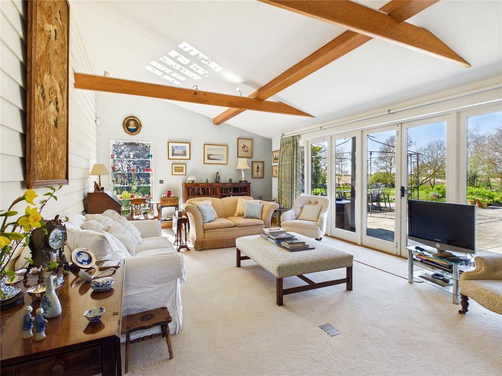 Property photo 2 of 40 Picture No. 10