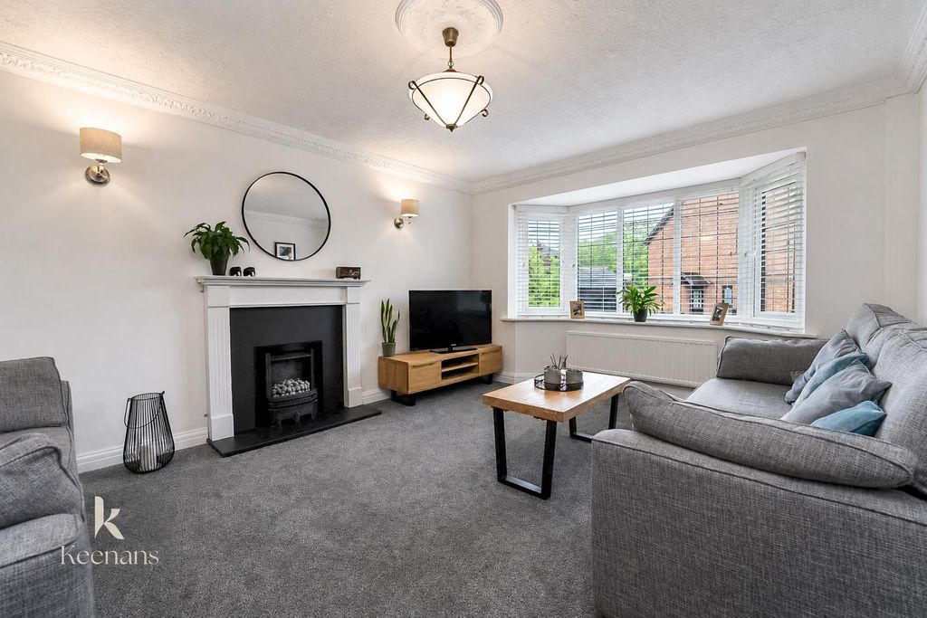 Property photo 3 of 46