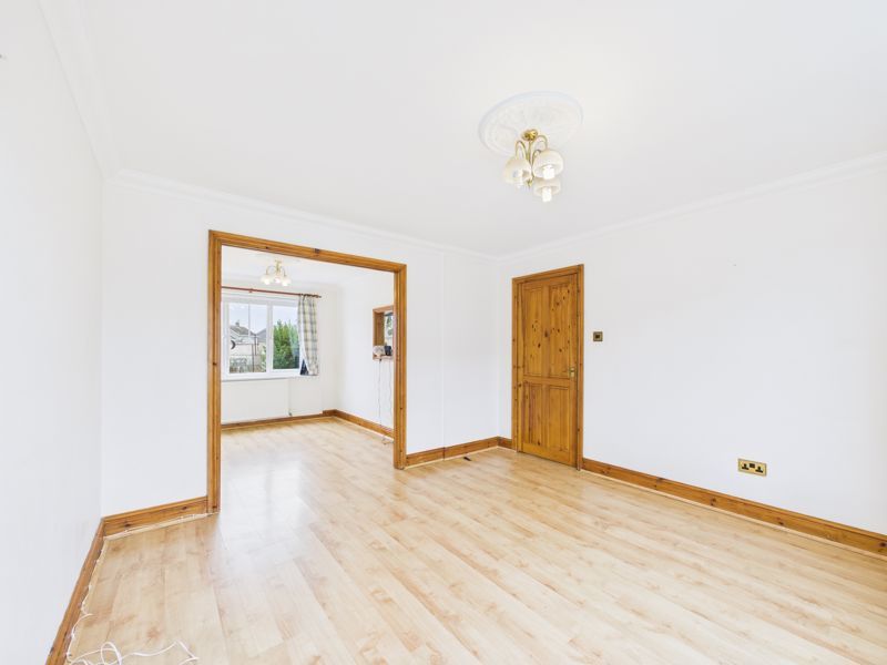 Property photo 3 of 16 Photo 5