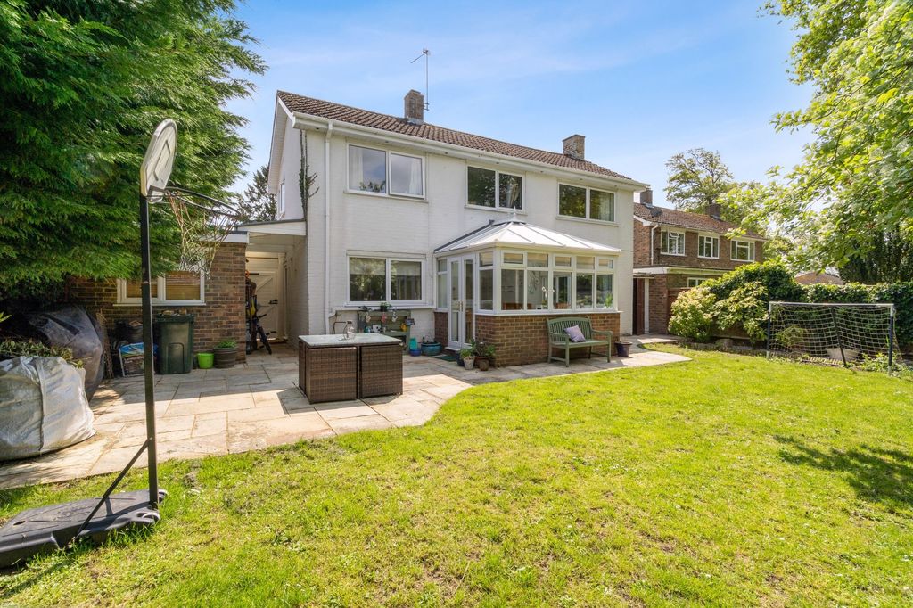 Property photo 1 of 16 Photo 15