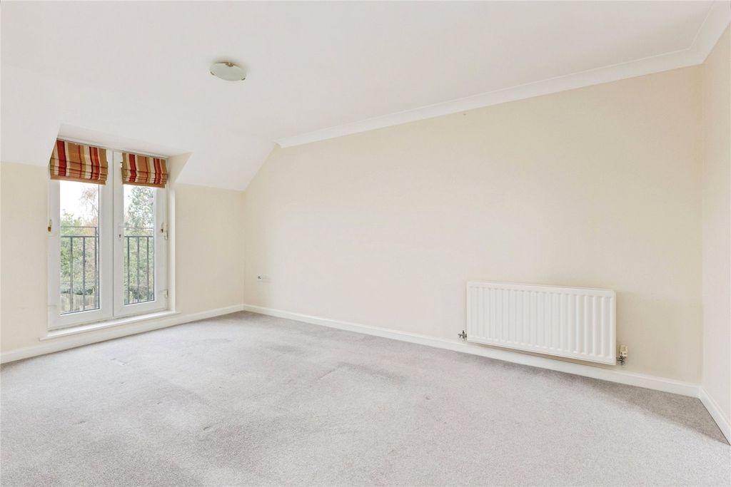 Property photo 2 of 15 Living Room