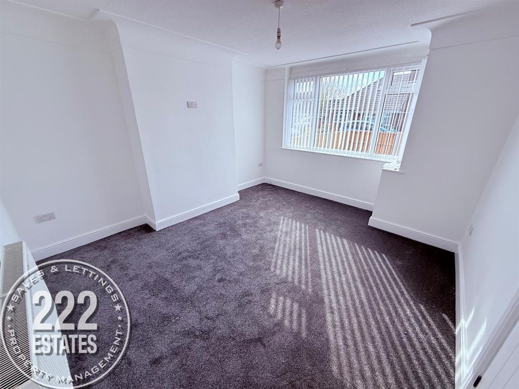 Property photo 2 of 12 Photo-2026-04-02-10-37-36 (9).Jpg