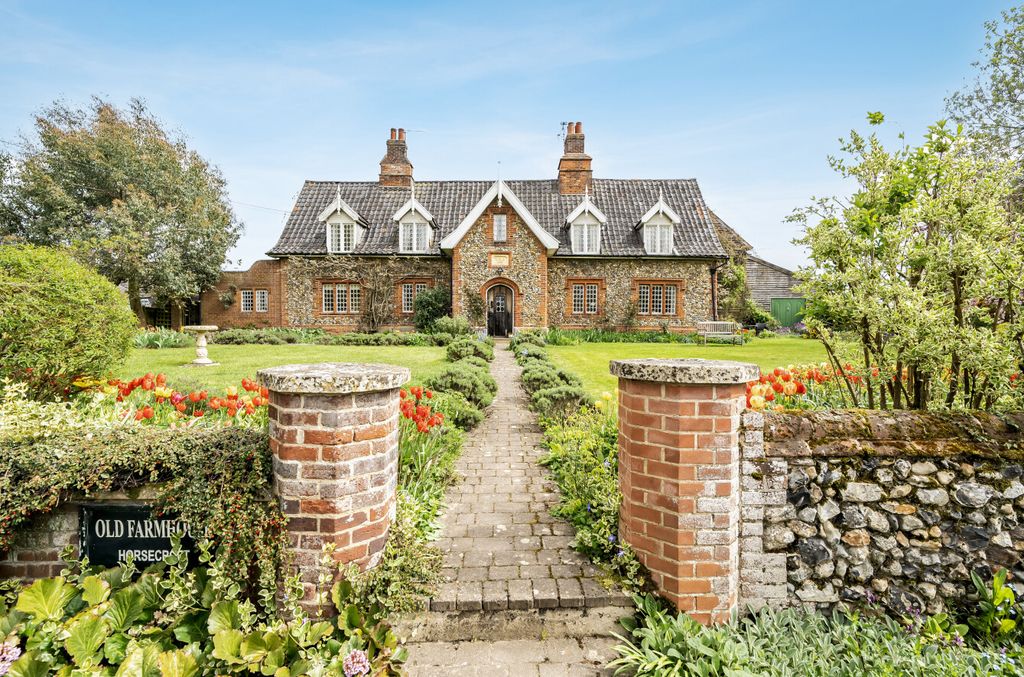 Property photo 1 of 17 1441362-3-69Dfb81F682F7