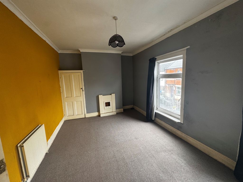Property photo 3 of 9