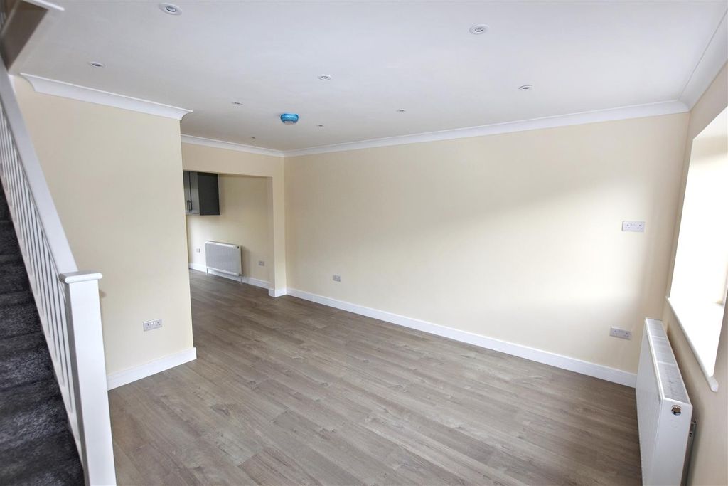 Property photo 3 of 17 Dsc_6329.Jpg