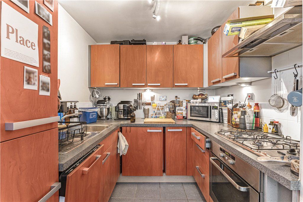 Property photo 3 of 14 Kitchen
