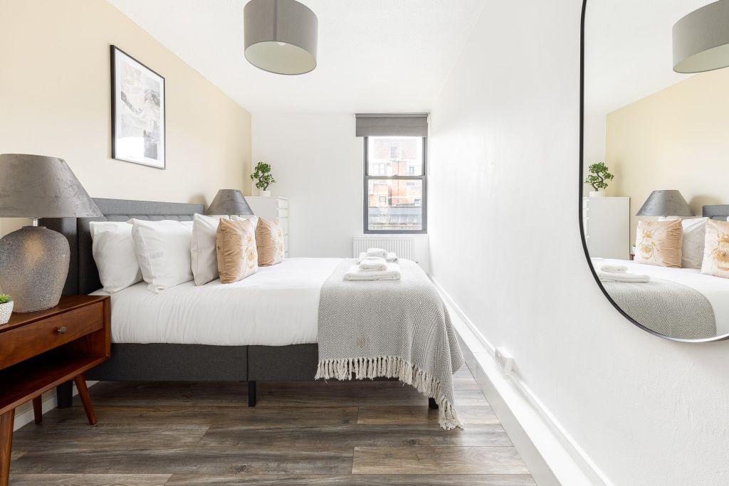 Property photo 3 of 22 Bedroom