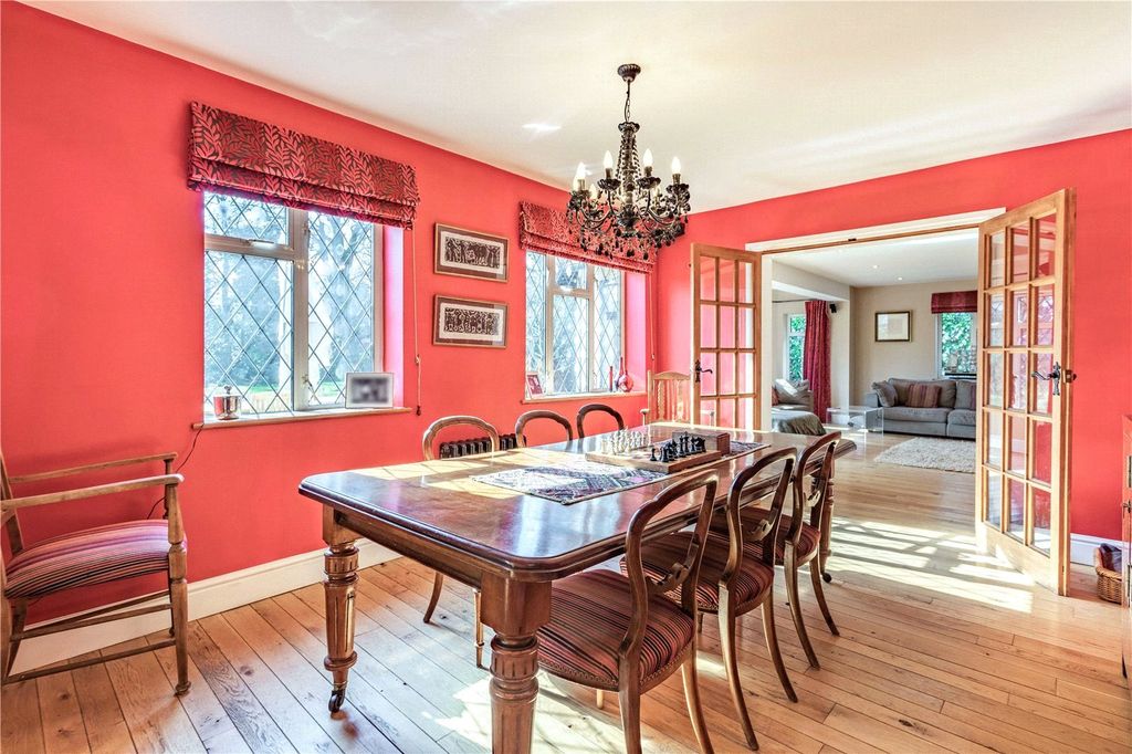 Property photo 3 of 18 Dining Room