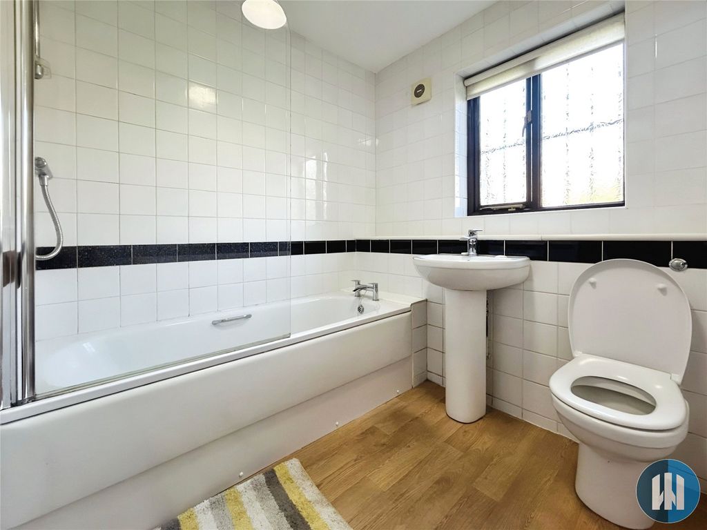 Property photo 3 of 6 Picture No. 15