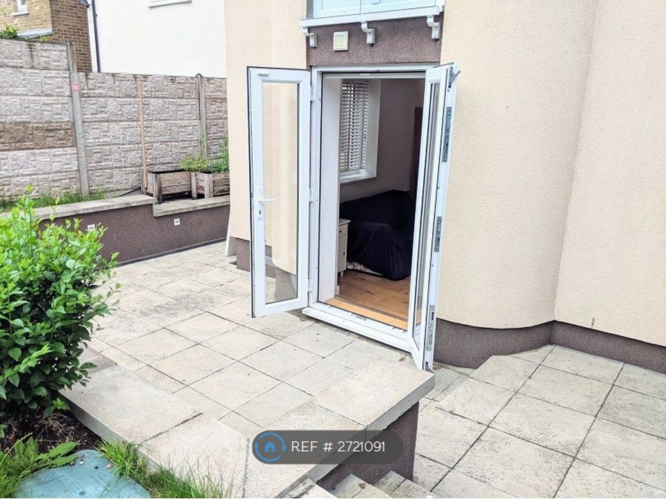 Property photo 1 of 8 Private Patio