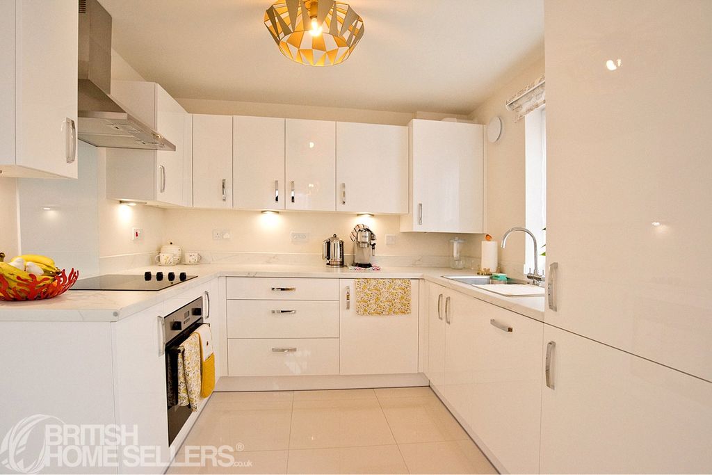 Property photo 2 of 18 Picture No. 06