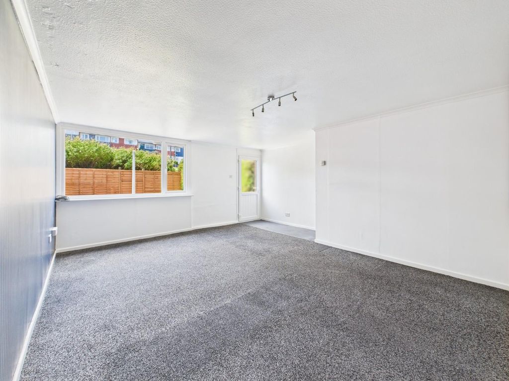 Property photo 2 of 13 Cam04899G0-Pr0159-Still009.Jpg