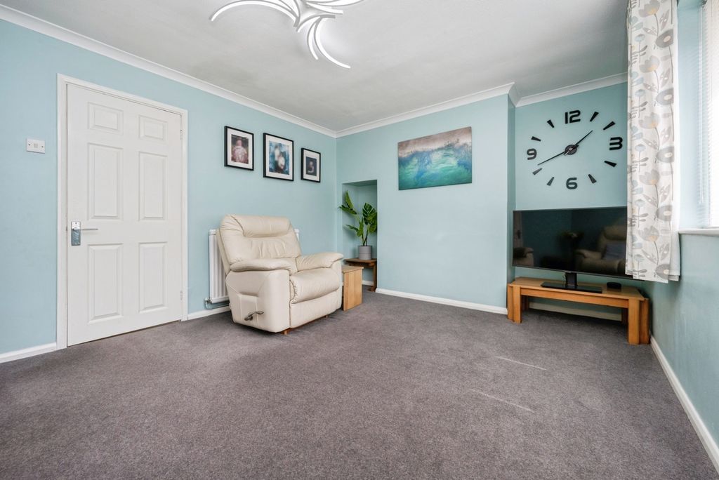 Property photo 2 of 19 Pbox-Img.Jpg