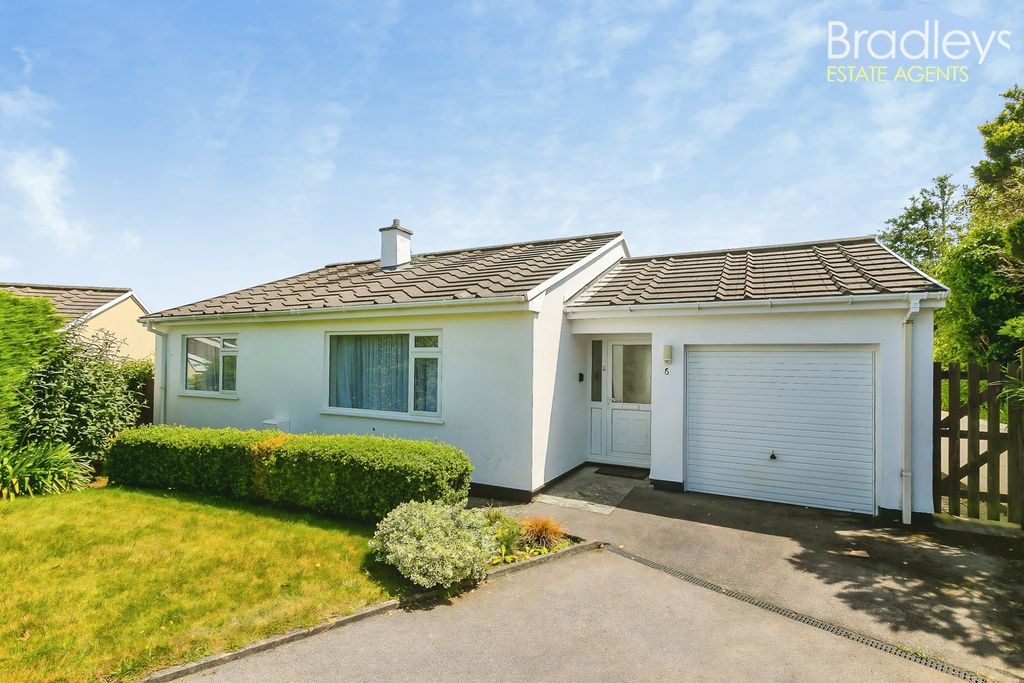 Property photo 2 of 18 Pbox-Img.Jpg