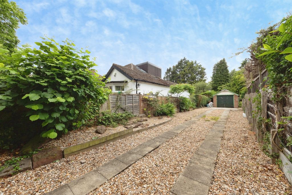 Property photo 2 of 29