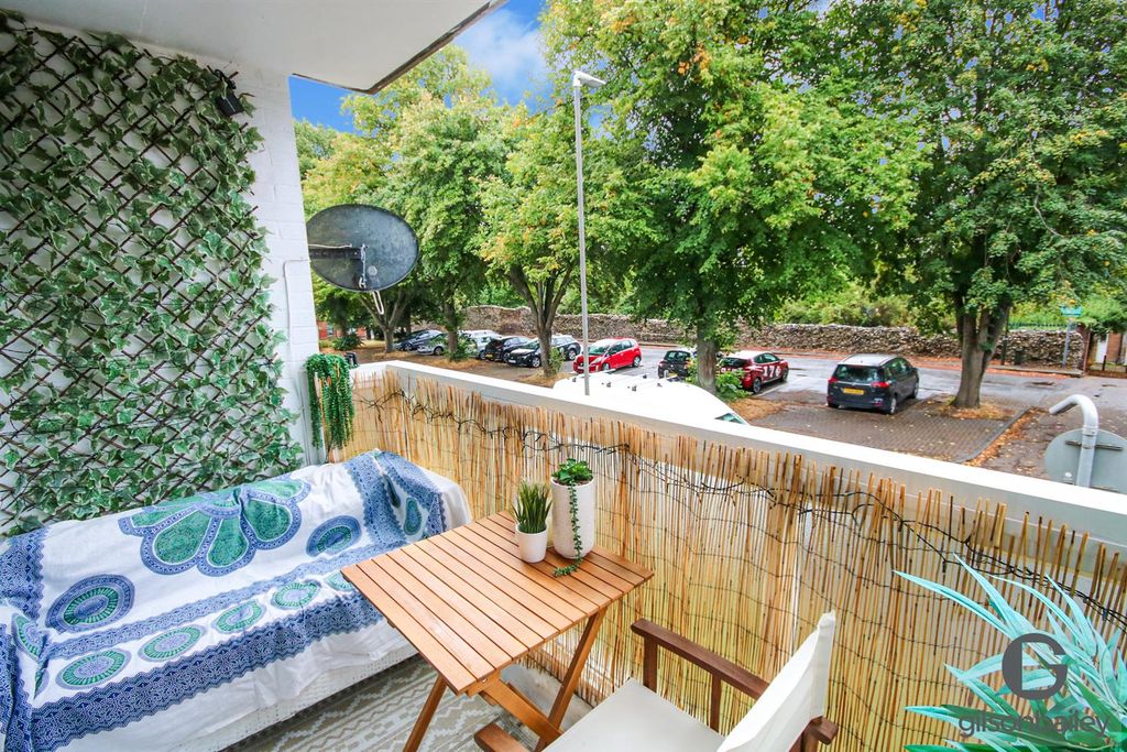 Property photo 3 of 12 Img_3919-2.Jpg