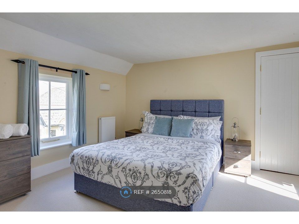 Property photo 2 of 18 Third Bedroom